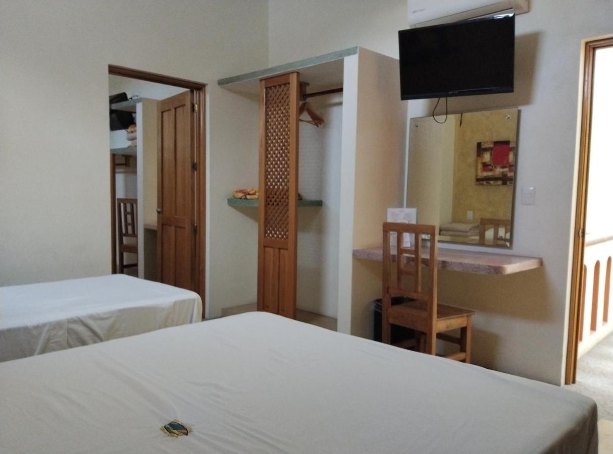 Hotel Puerta Del Sol Barra de Navidad Eksteriør bilde